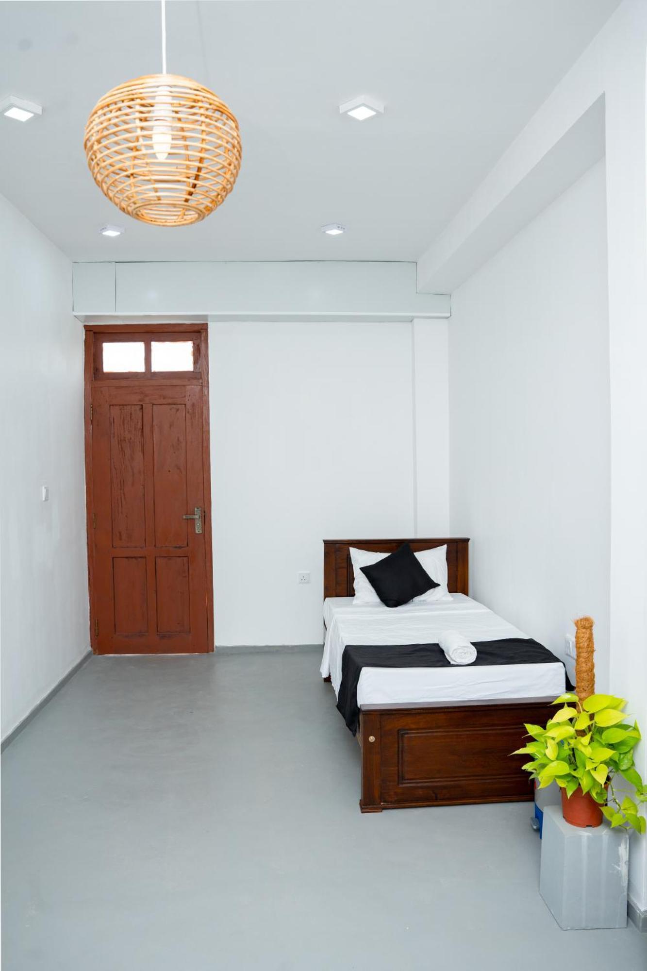 Regal Heights Hotel Weligama Luaran gambar